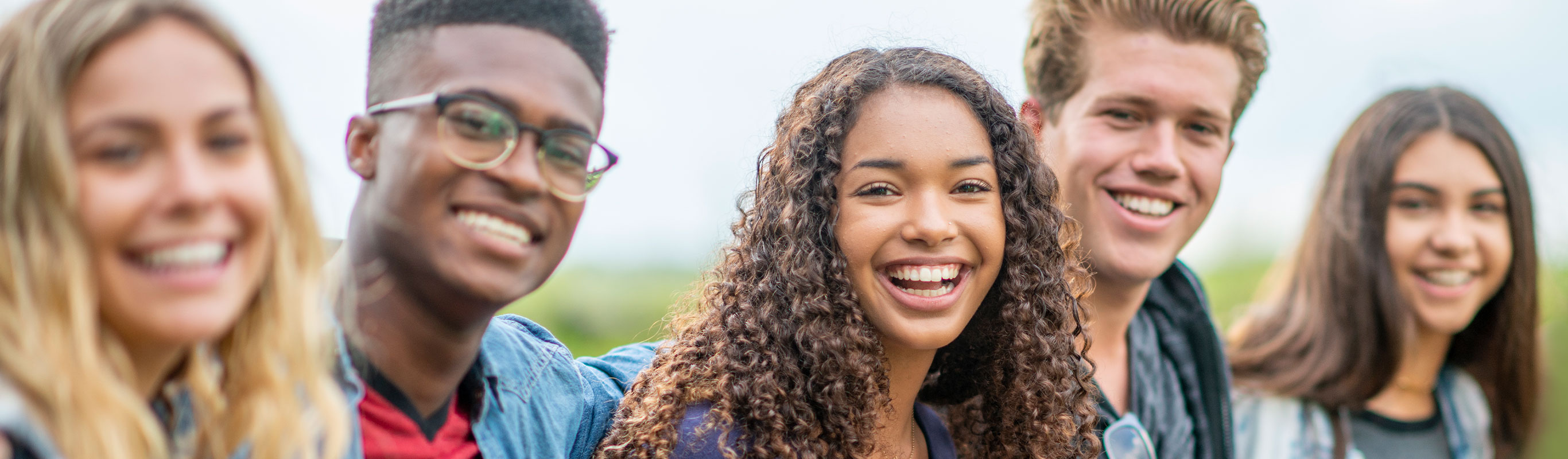 Concientización sobre la salud de los adolescentes 2732x800